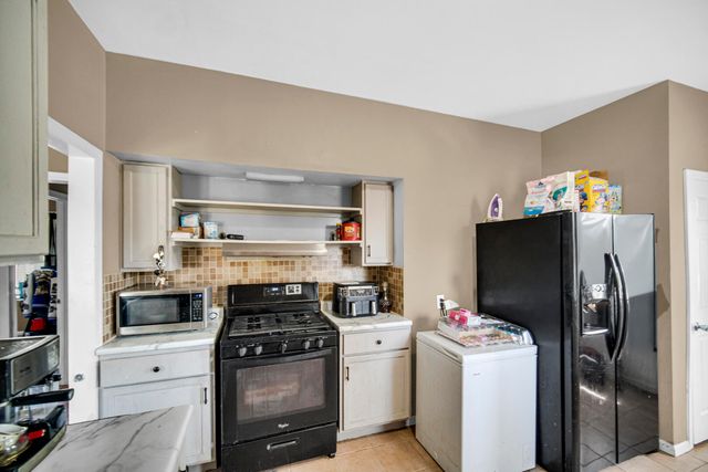 6333 Monroe Avenue, Hammond, IN 46324
