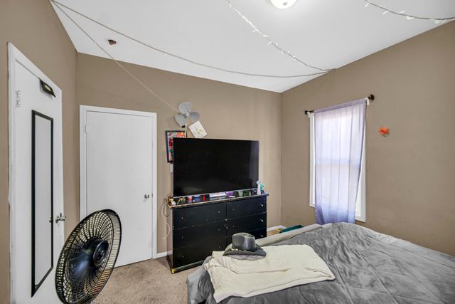 6333 Monroe Avenue, Hammond, IN 46324