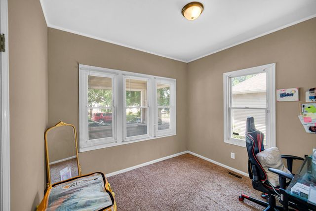 6333 Monroe Avenue, Hammond, IN 46324