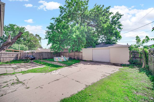 6333 Monroe Avenue, Hammond, IN 46324