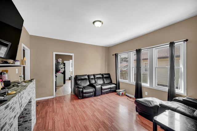 6333 Monroe Avenue, Hammond, IN 46324