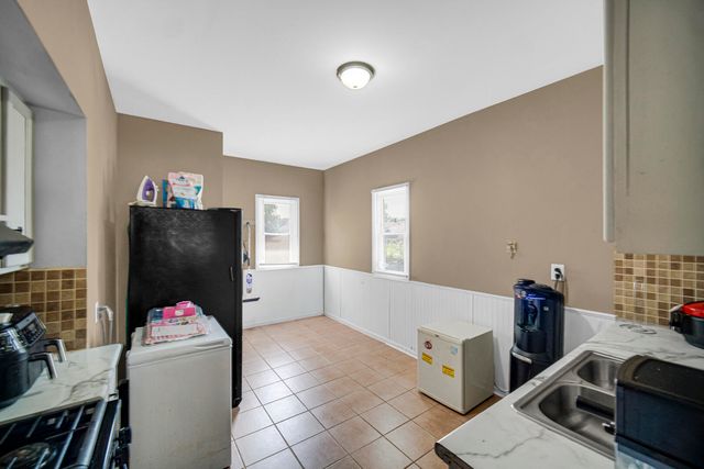 6333 Monroe Avenue, Hammond, IN 46324