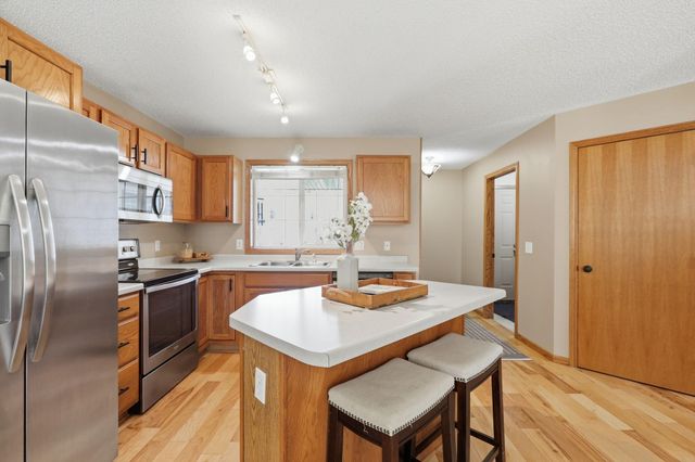 10563 64th Lane NE, Albertville, MN 55301