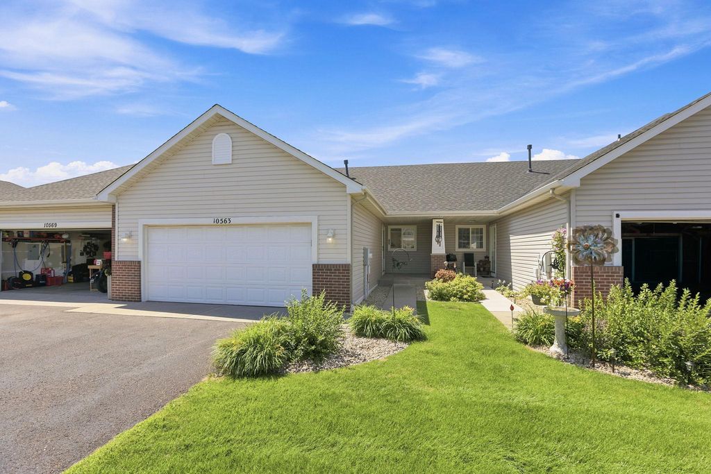 10563 64th Lane NE, Albertville, MN 55301