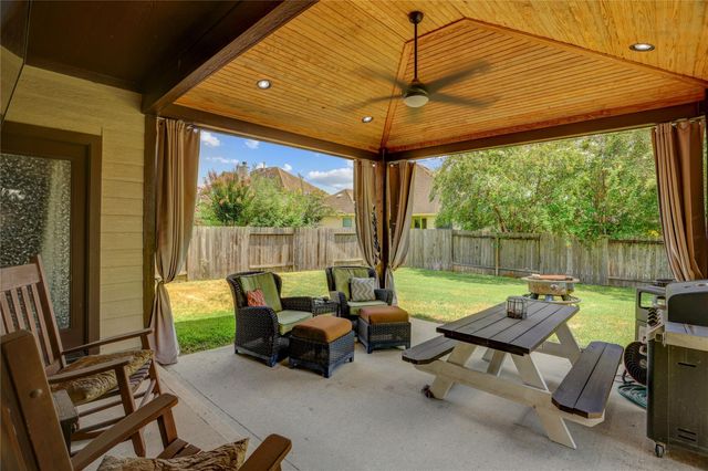 11007 Arthurian Dream Court, Tomball, TX 77375
