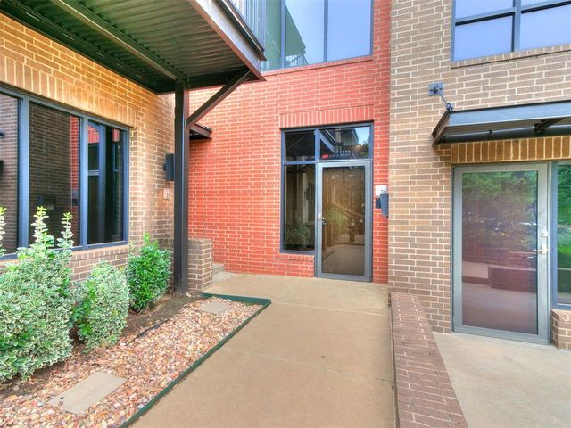 241 NE 4th Street 3, Oklahoma City, OK 73104