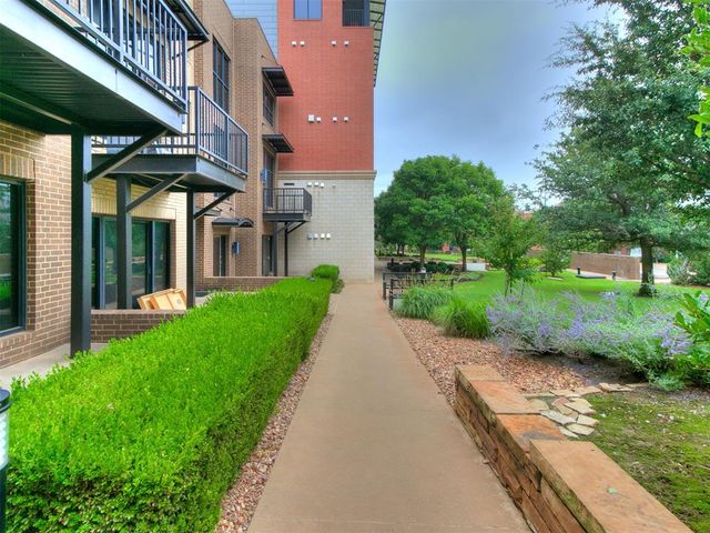 241 NE 4th Street 3, Oklahoma City, OK 73104