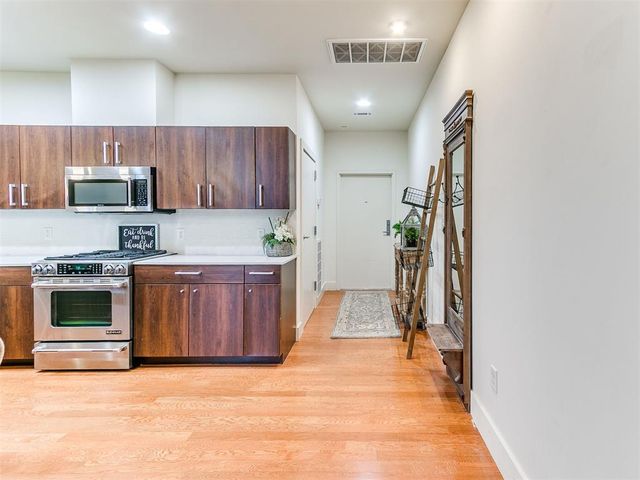 241 NE 4th Street 3, Oklahoma City, OK 73104