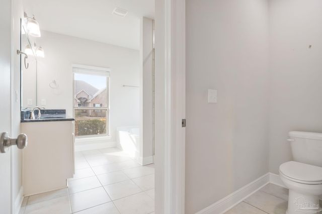 8016 Woodbrook Rd, Pensacola, FL 32526