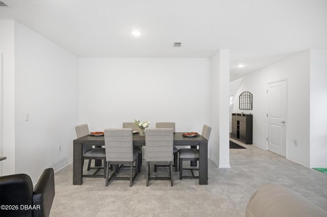 1251 Sand Trap Court, Daytona Beach, FL 32124