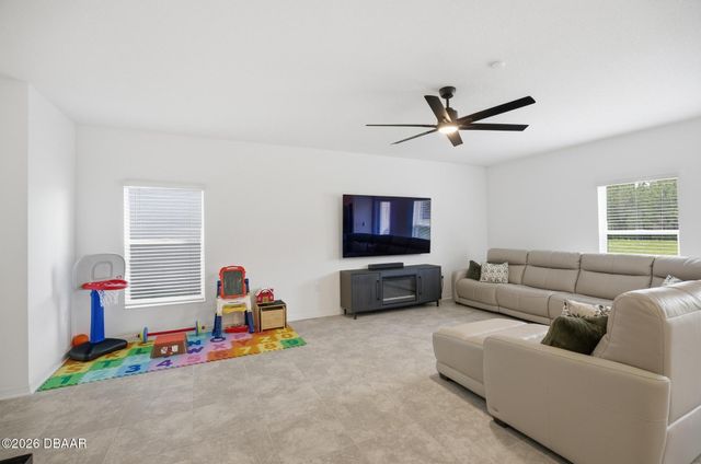 1251 Sand Trap Court, Daytona Beach, FL 32124