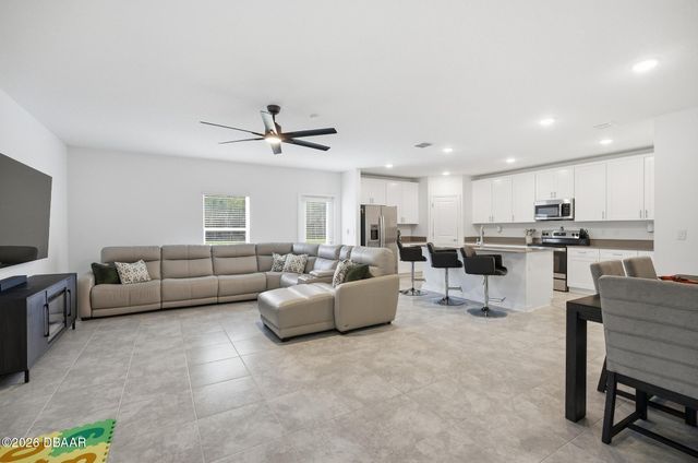 1251 Sand Trap Court, Daytona Beach, FL 32124