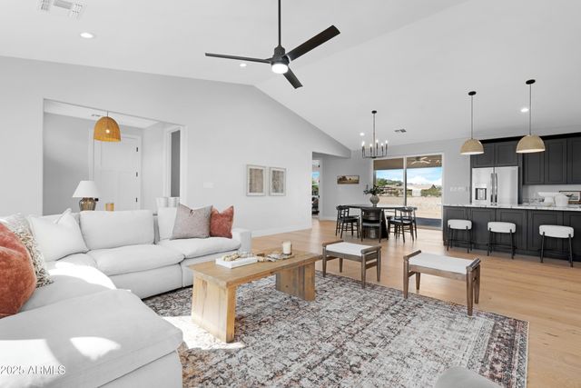 19622 W PASADENA Avenue, Litchfield Park, AZ 85340