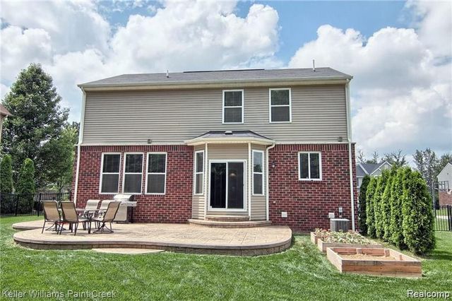 51768 Leshan Drive, Chesterfield Township, MI 48047