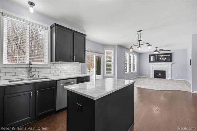 51768 Leshan Drive, Chesterfield Township, MI 48047