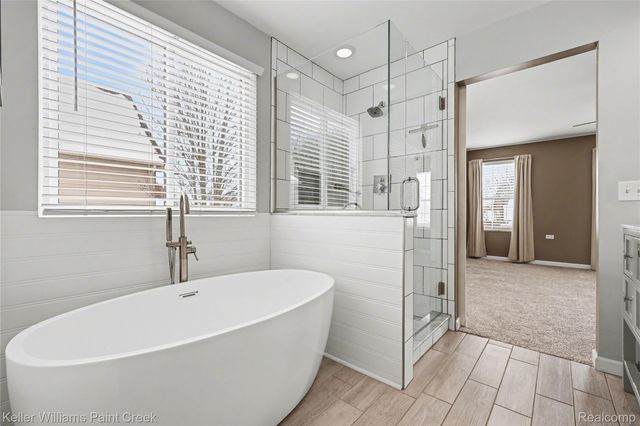 51768 Leshan Drive, Chesterfield Township, MI 48047