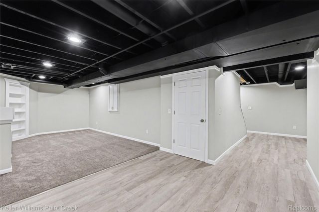 51768 Leshan Drive, Chesterfield Township, MI 48047