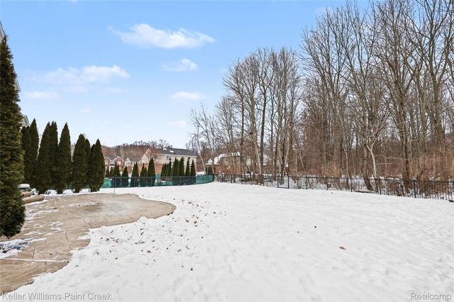 51768 Leshan Drive, Chesterfield Township, MI 48047