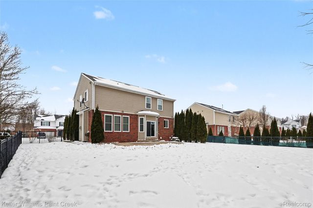 51768 Leshan Drive, Chesterfield Township, MI 48047