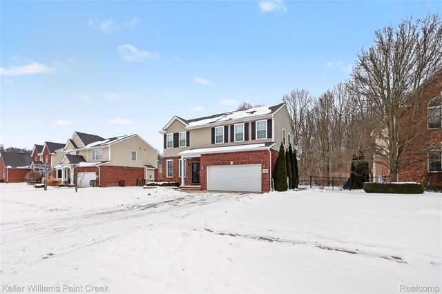 51768 Leshan Drive, Chesterfield Township, MI 48047
