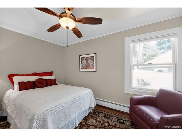 1820 Glen Ayr Dr, Lakewood, CO 80215