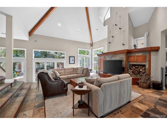 1820 Glen Ayr Dr, Lakewood, CO 80215