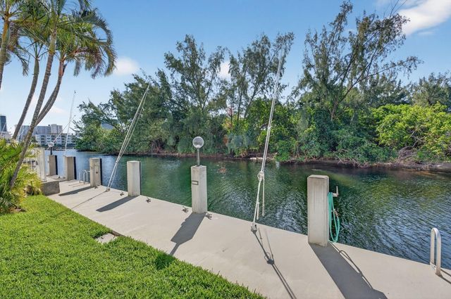 2860 NE 14th Street Causeway 106D, Pompano Beach, FL 33062