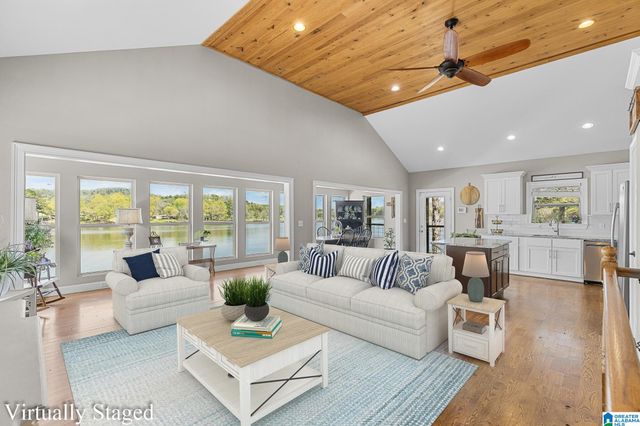 992 DAVIS ACRES DRIVE, Alpine, AL 35014