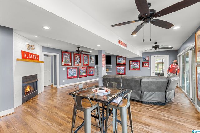 992 DAVIS ACRES DRIVE, Alpine, AL 35014