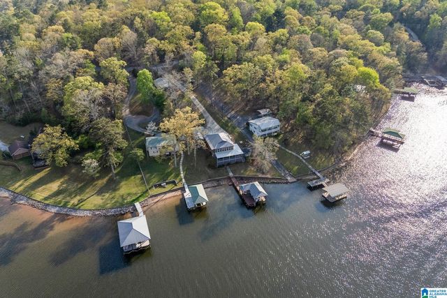 992 DAVIS ACRES DRIVE, Alpine, AL 35014