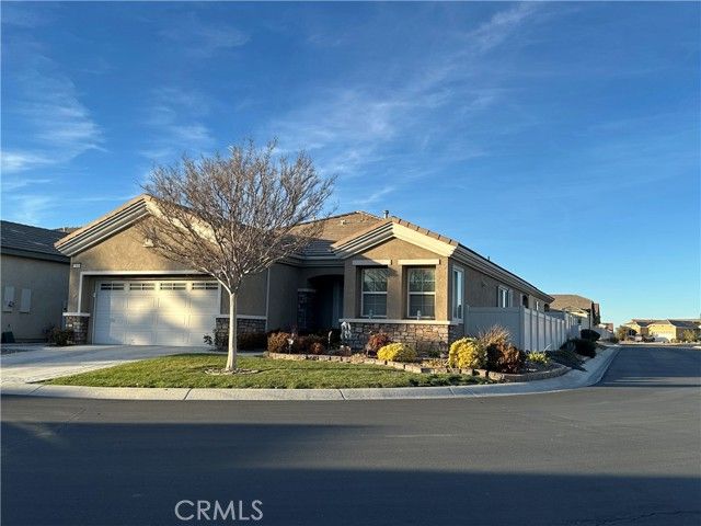 19484 Biltmore Road, Apple Valley, CA 92308