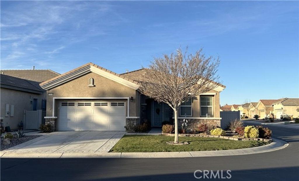 19484 Biltmore Road, Apple Valley, CA 92308