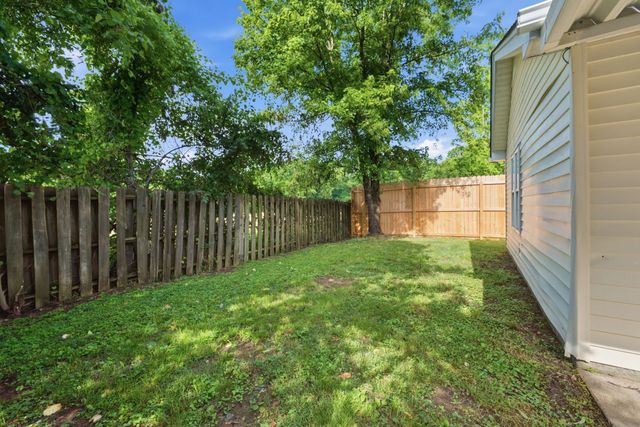2014 Mansker Dr, Goodlettsville, TN 37072