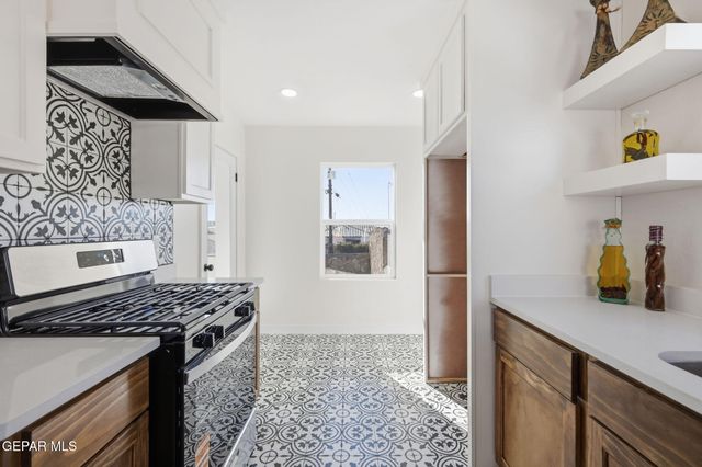 3710 Frankfort Avenue, El Paso, TX 79930