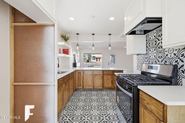 3710 Frankfort Avenue, El Paso, TX 79930