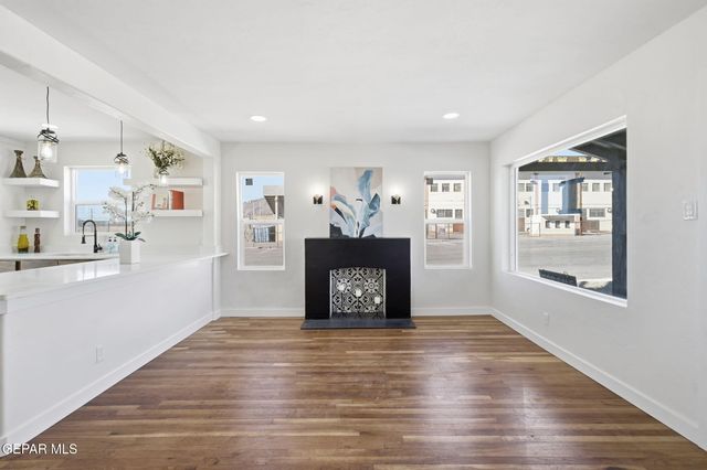 3710 Frankfort Avenue, El Paso, TX 79930