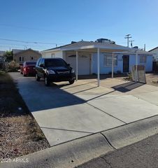 11329 W Duluth Avenue, Youngtown, AZ 85363