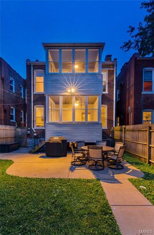 3865 Connecticut Street, St Louis, MO 63116