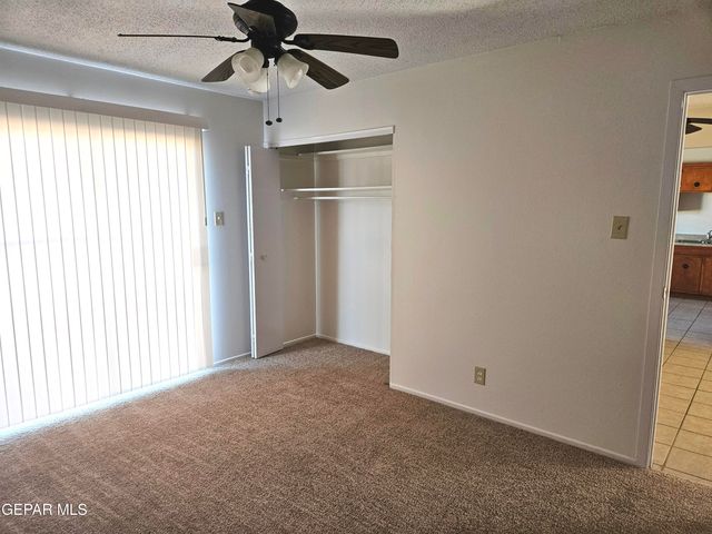 517 DE SOTO Avenue, El Paso, TX 79912