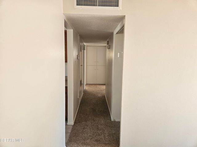 517 DE SOTO Avenue, El Paso, TX 79912