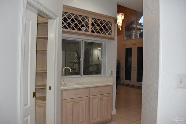 5542 Oakmont Dr, Pace, FL 32571