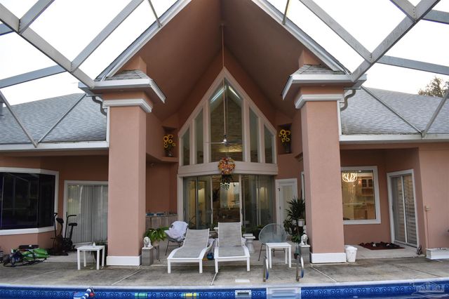 5542 Oakmont Dr, Pace, FL 32571