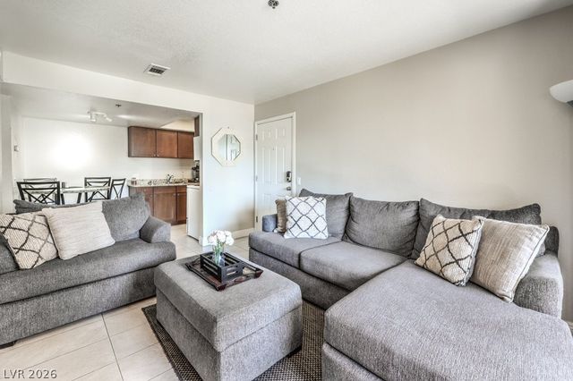 4200 South Valley View Boulevard 2081, Las Vegas, NV 89103