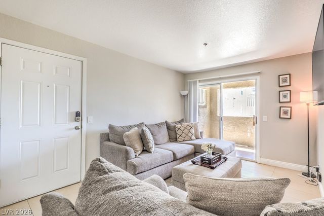 4200 South Valley View Boulevard 2081, Las Vegas, NV 89103