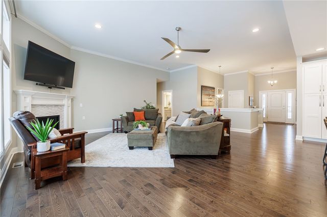 15 Lexton Way, Pittsford, NY 14534