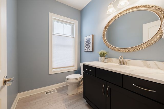 15 Lexton Way, Pittsford, NY 14534