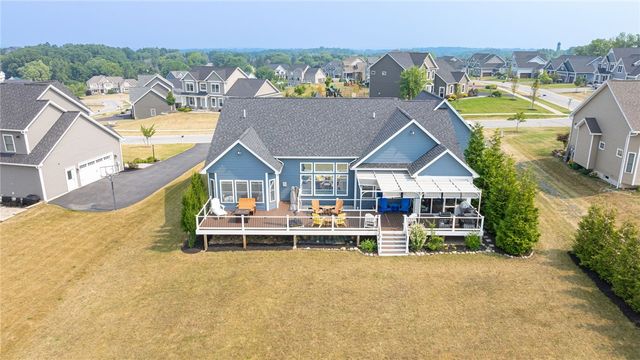 15 Lexton Way, Pittsford, NY 14534