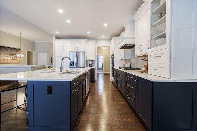 15 Lexton Way, Pittsford, NY 14534