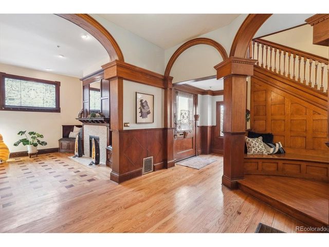 1022 N Pearl St 101, Denver, CO 80203