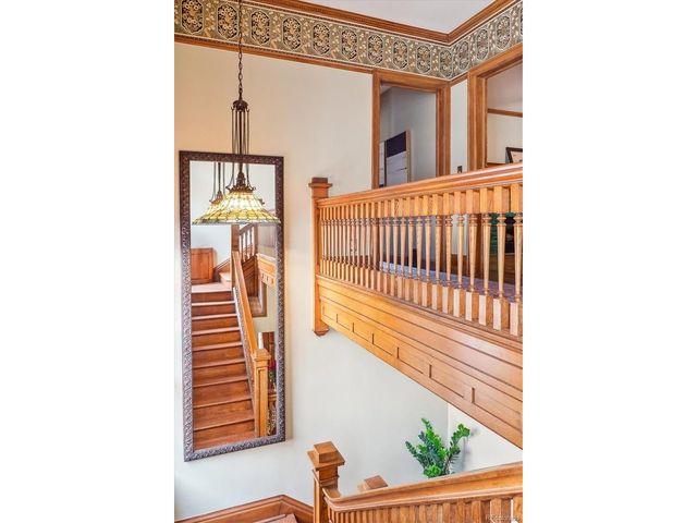 1022 N Pearl St 101, Denver, CO 80203